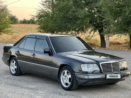 Mercedes-Benz E 280 1994 года за 2 900 000 тг. в Сарыагаш