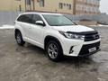 Toyota Highlander 2015 года за 11 800 000 тг. в Уральск – фото 19