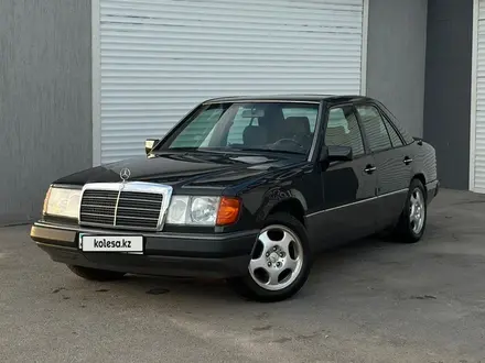 Mercedes-Benz E 230 1992 года за 2 700 000 тг. в Шымкент