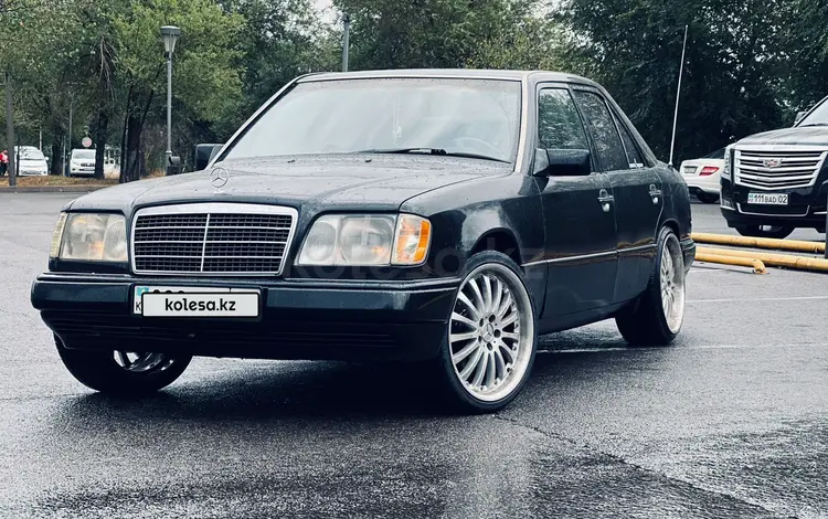 Mercedes-Benz E 320 1995 года за 3 100 000 тг. в Алматы