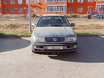 Volkswagen Vento 1994 года за 1 700 000 тг. в Уральск – фото 3