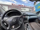 Mercedes-Benz C 180 2001 года за 1 000 000 тг. в Актобе – фото 4