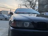 BMW 528 1997 годаүшін3 100 000 тг. в Жанаозен