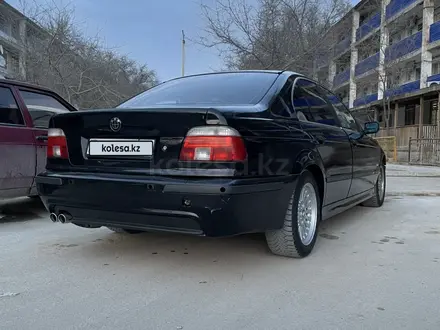 BMW 528 1997 года за 3 100 000 тг. в Жанаозен – фото 2