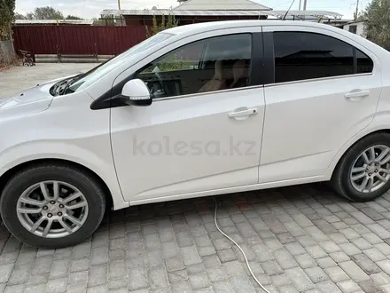 Chevrolet Aveo 2014 года за 3 700 000 тг. в Кызылорда – фото 3