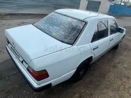 Mercedes-Benz E 230 1990 года за 1 600 000 тг. в Астана – фото 11