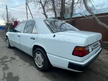 Mercedes-Benz E 230 1990 года за 1 600 000 тг. в Астана – фото 4