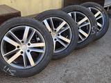 Оригинальные диски R18 на Touareg/Cayenne + Зима Bridgestone Blizzak за 260 000 тг. в Алматы