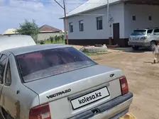 Opel Vectra, 1992