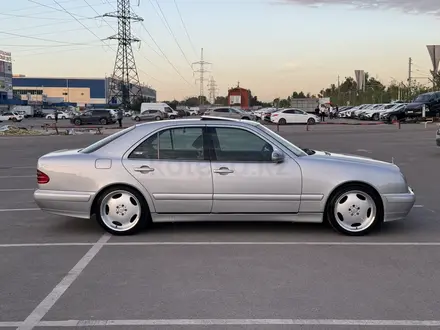 Mercedes-Benz E 320 1999 года за 6 000 000 тг. в Алматы – фото 10