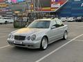 Mercedes-Benz E 320 1999 года за 6 000 000 тг. в Алматы