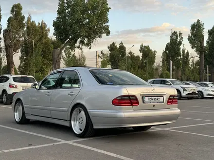 Mercedes-Benz E 320 1999 года за 6 000 000 тг. в Алматы – фото 6