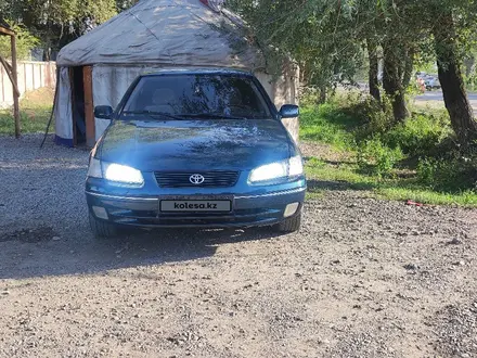 Toyota Camry 1998 года за 4 100 000 тг. в Алматы