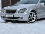 Mercedes-Benz C 240 2002 года за 4 600 000 тг. в Усть-Каменогорск – фото 3