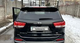 Kia Sorento 2017 годаүшін10 800 000 тг. в Алматы – фото 3