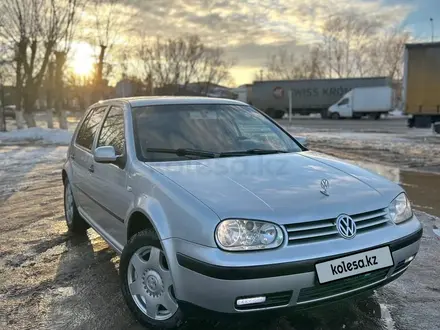 Volkswagen Golf 2001 года за 2 000 000 тг. в Костанай – фото 2