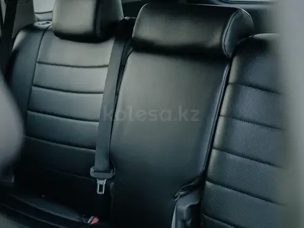 Toyota Land Cruiser Prado 2013 года за 15 490 000 тг. в Алматы – фото 18