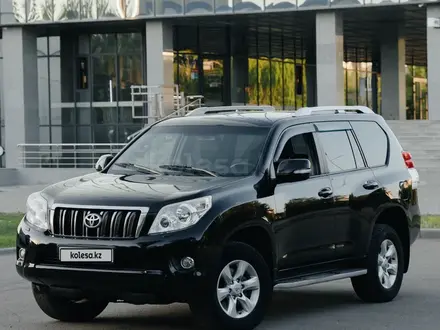 Toyota Land Cruiser Prado 2013 года за 15 490 000 тг. в Алматы – фото 3