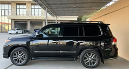 Lexus LX 570 2014 годаүшін24 000 000 тг. в Шымкент