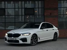 BMW 5 Series, 2023