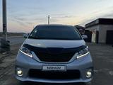 Toyota Sienna 2012 года за 7 800 000 тг. в Атырау – фото 2