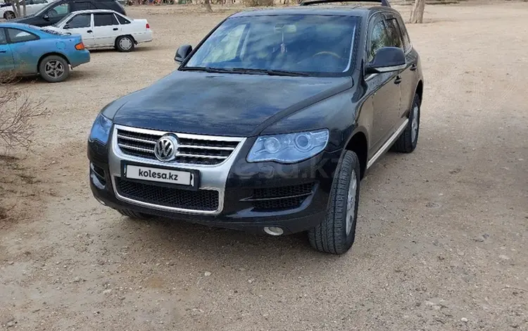 Volkswagen Touareg 2007 года за 7 600 000 тг. в Актау