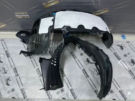 Правый подкрылок Lexus LX570 2015-2021 за 85 000 тг. в Шымкент