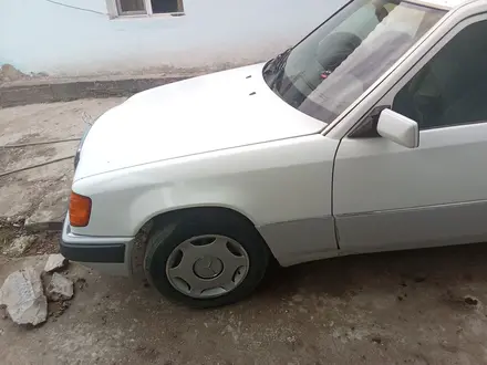 Mercedes-Benz E 280 1993 года за 1 500 000 тг. в Шымкент – фото 8