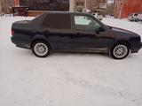 Volkswagen Vento 1993 года за 1 500 000 тг. в Сатпаев – фото 4