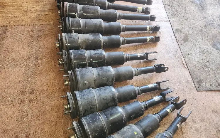 Пневма пневма стойки LS460 за 60 000 тг. в Караганда