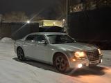 Chrysler 300C 2007 года за 6 500 000 тг. в Караганда – фото 2