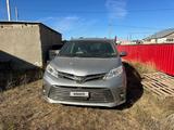 Toyota Sienna 2018 годаfor20 000 000 тг. в Актобе