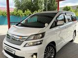 Toyota Vellfire 2014 года за 7 000 000 тг. в Актобе – фото 2