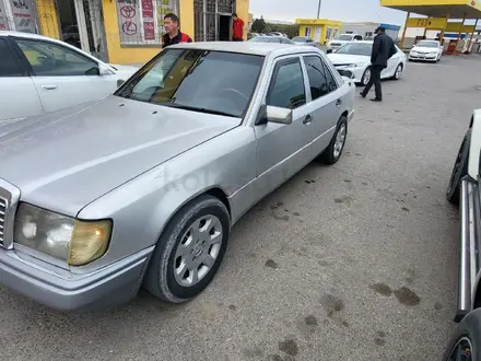 Mercedes-Benz E 230 1991 года за 1 100 000 тг. в Актау – фото 6