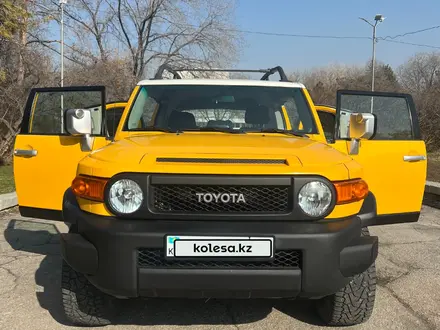 Toyota FJ Cruiser 2006 года за 13 500 000 тг. в Алматы – фото 11