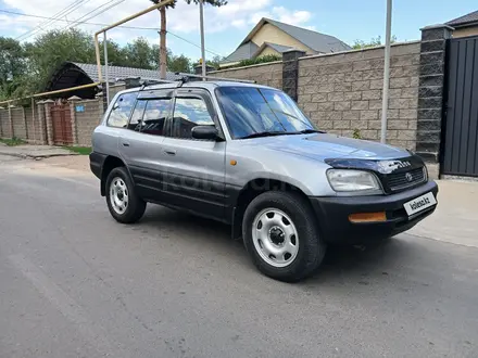 Toyota RAV4 1995 года за 3 200 000 тг. в Алматы