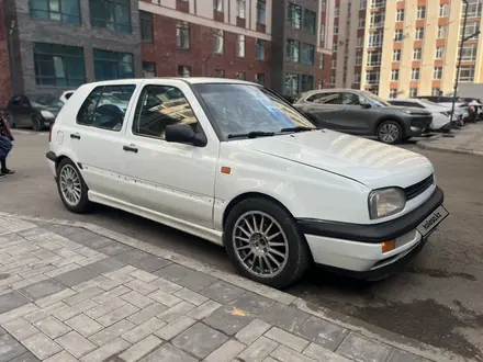 Volkswagen Golf 1995 года за 1 100 000 тг. в Караганда – фото 2