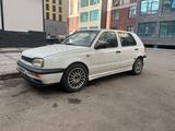 Volkswagen Golf 1995 года за 1 100 000 тг. в Караганда