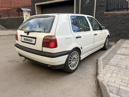 Volkswagen Golf 1995 года за 1 100 000 тг. в Караганда – фото 6