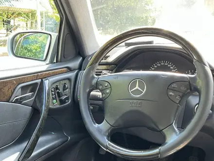 Mercedes-Benz E 320 2000 года за 6 100 000 тг. в Шымкент – фото 5