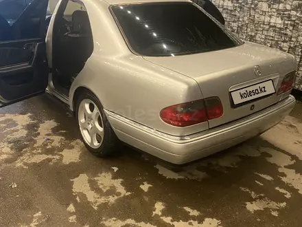 Mercedes-Benz E 280 1997 года за 3 300 000 тг. в Алматы – фото 9