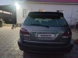 Lexus RX 300 2001 года за 4 700 000 тг. в Актау – фото 3