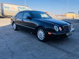 Mercedes-Benz E 320 2000 годаfor5 000 000 тг. в Атырау – фото 2