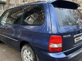 Kia Carnival 2003 года за 3 500 000 тг. в Шымкент – фото 4