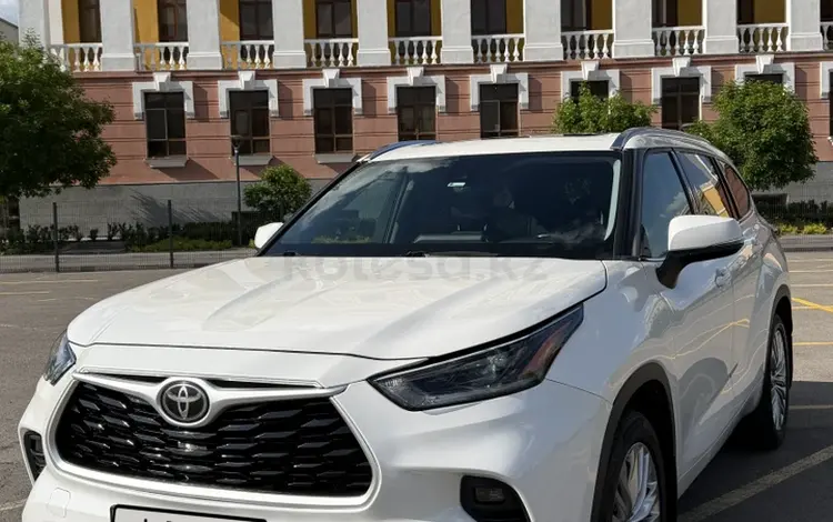 Toyota Highlander 2020 годаүшін22 100 000 тг. в Астана