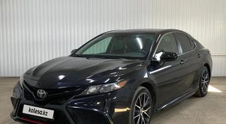 Toyota Camry 2021 года за 9 476 100 тг. в Астана