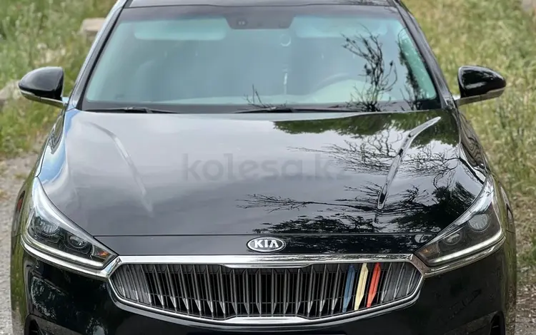 Kia K7 2018 года за 10 200 000 тг. в Шымкент