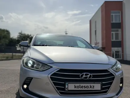 Hyundai Elantra 2018 года за 7 100 000 тг. в Алматы – фото 2