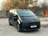 Hyundai Staria 2021 года за 20 800 000 тг. в Алматы – фото 2