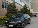 Chevrolet Malibu 2017 года за 6 300 000 тг. в Алматы – фото 2